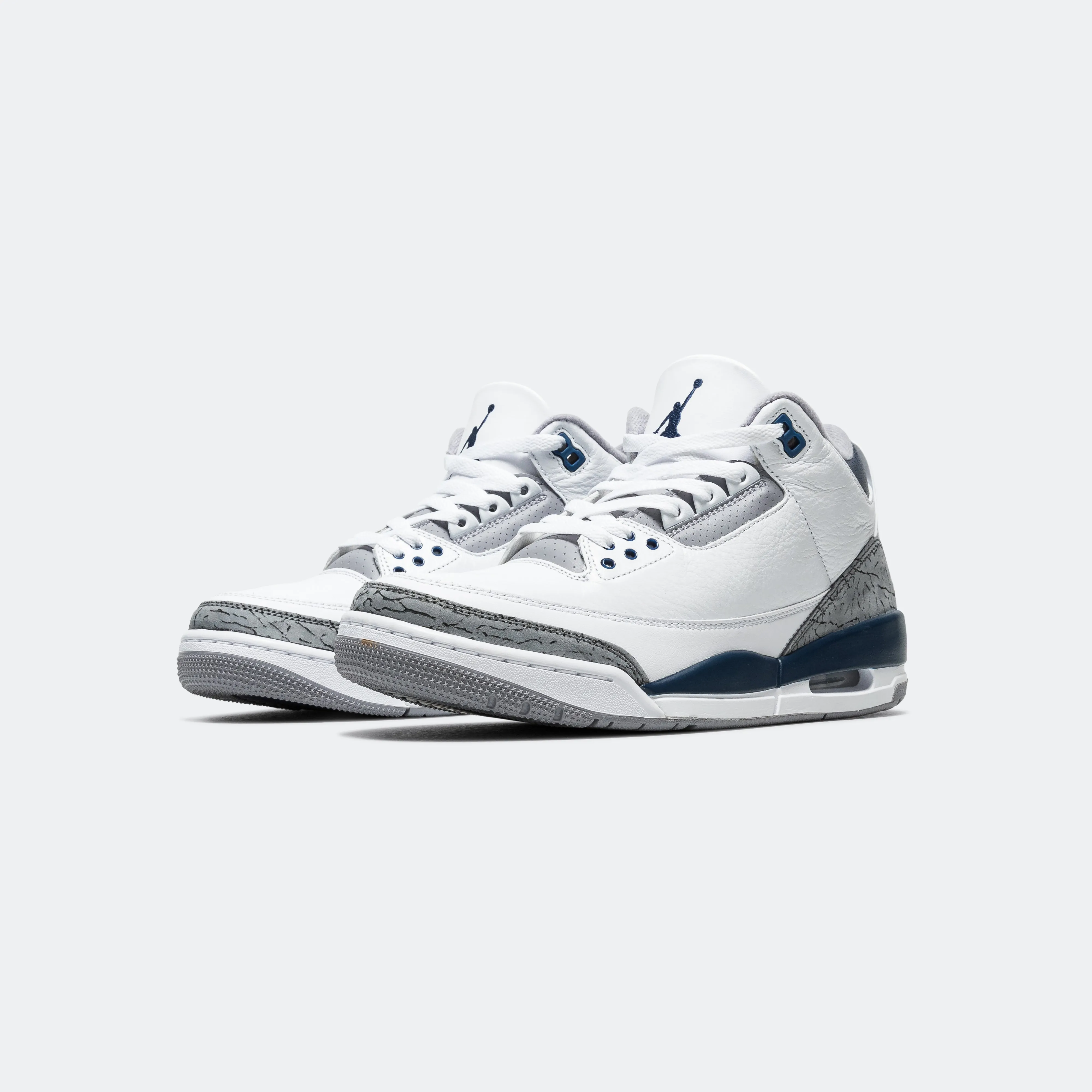 Air Jordan 3 Retro - White/Midnight Navy-Cement Grey