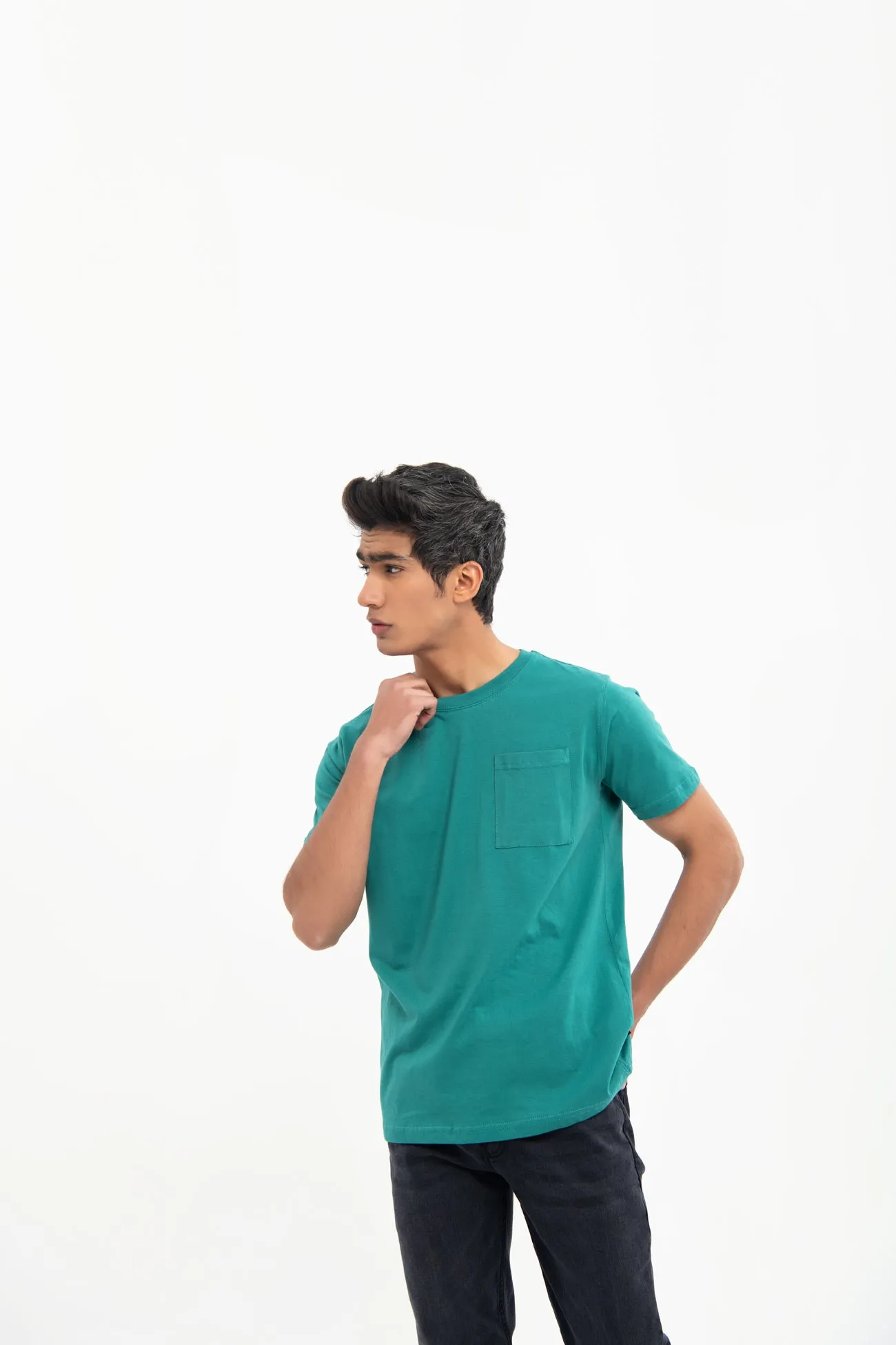 CREW NECK T-SHIRT WITH PATCH POCKET