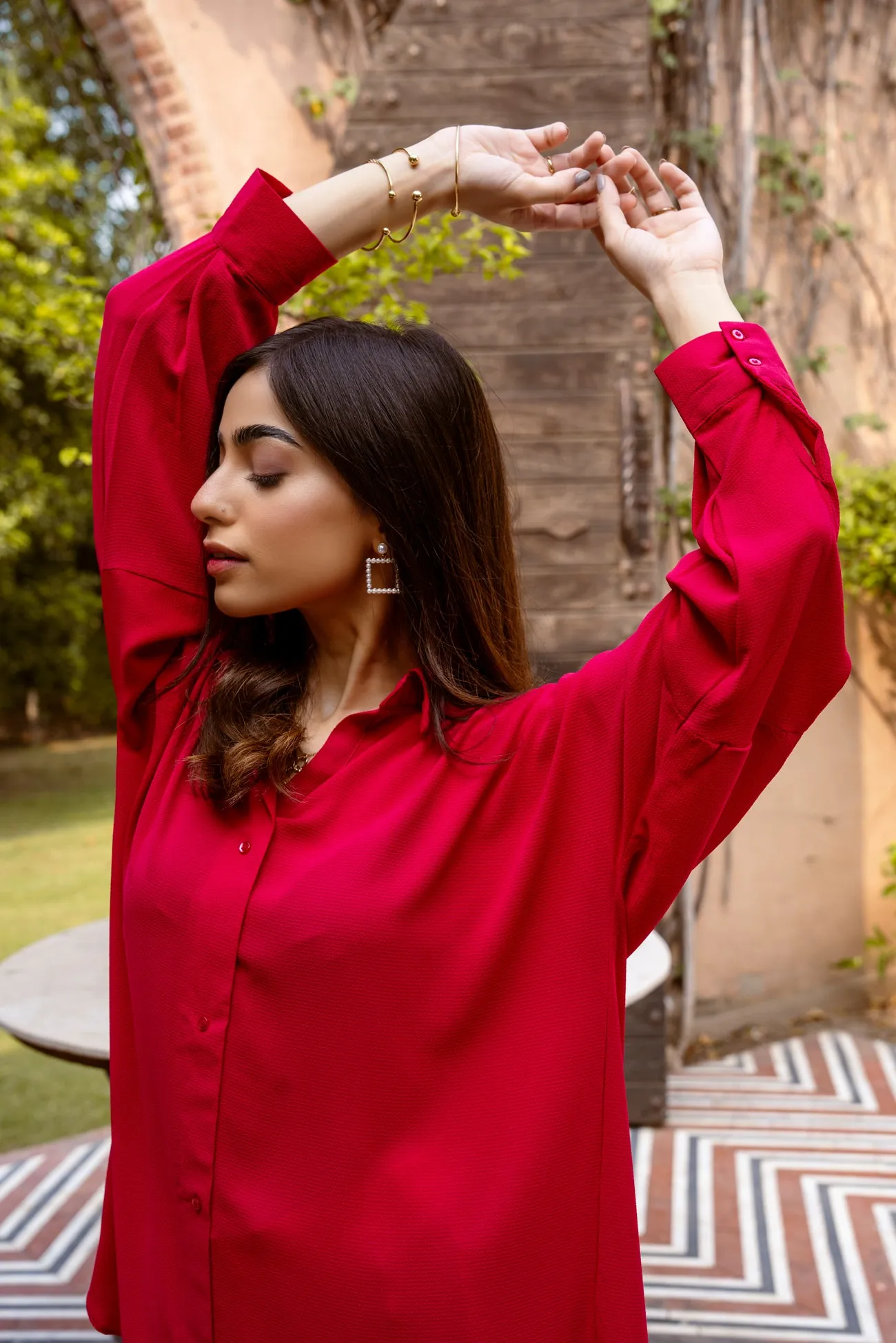 DEEP RED BUTTON DOWN SHIRT