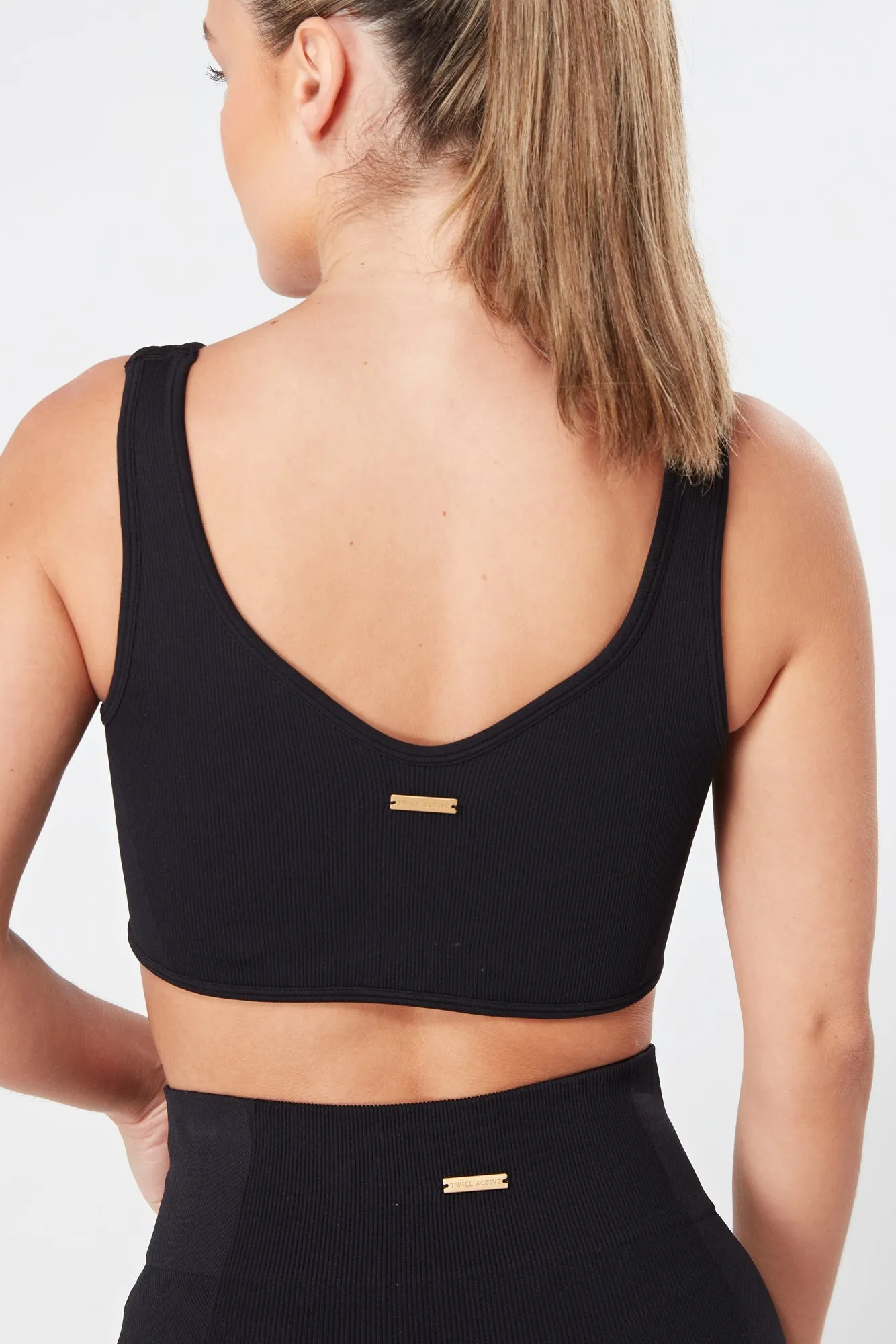 Twill Active Rib Dip Hem Sports Bra - BLACK